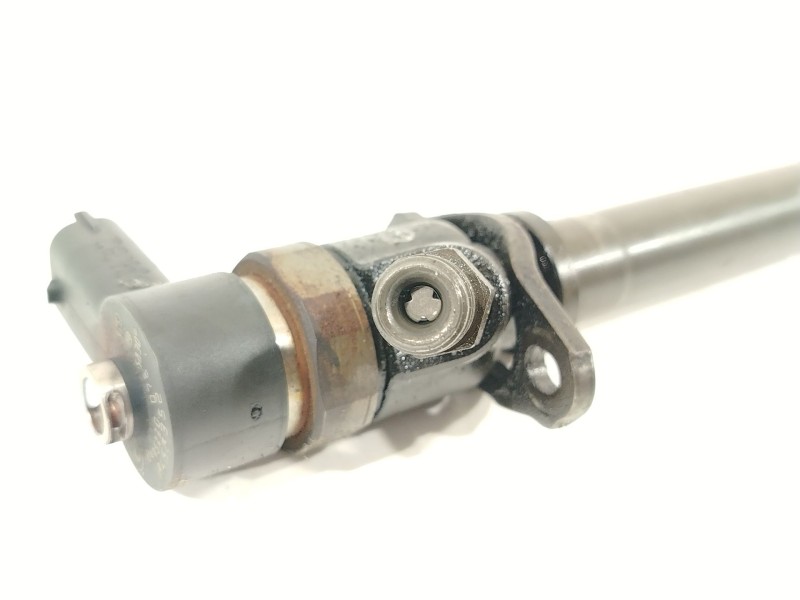 Recambio de inyector para volvo xc90 i (275) d5 awd referencia OEM IAM 8658352 0445110078 