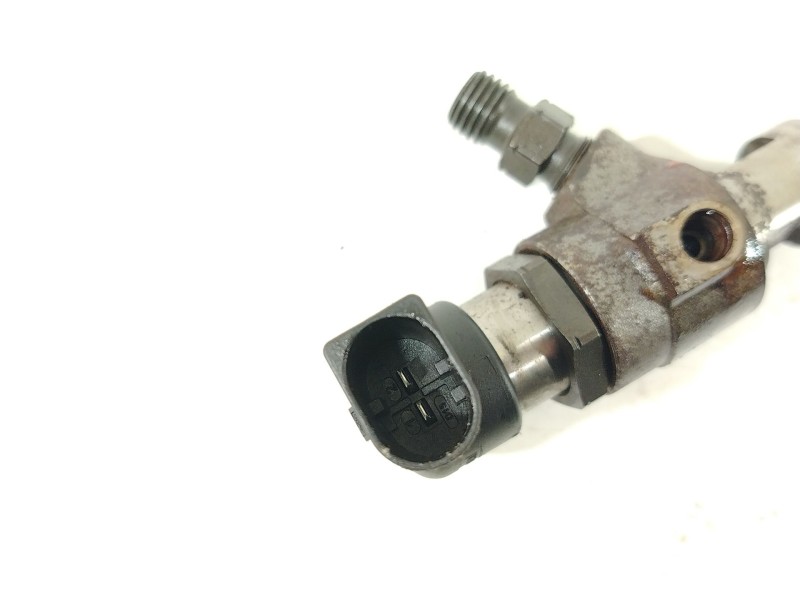 Recambio de inyector para seat ibiza iv (6j5, 6p1) 1.6 tdi referencia OEM IAM 03L130277B  