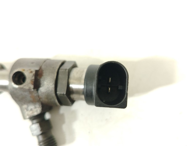 Recambio de inyector para seat ibiza iv (6j5, 6p1) 1.6 tdi referencia OEM IAM 03L130277S  