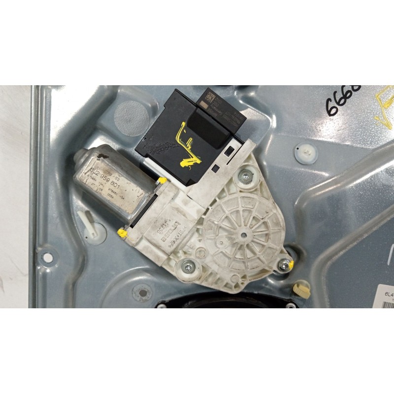 Recambio de elevalunas delantero derecho para seat ibiza iii (6l1) 1.4 16v referencia OEM IAM 6L4837752EQ 6L2959801 6L4837756S