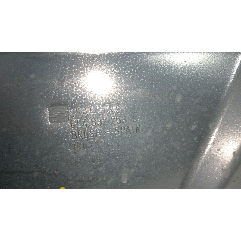 Recambio de elevalunas delantero derecho para seat ibiza iii (6l1) 1.4 16v referencia OEM IAM 6L4837752EQ 6L2959801 6L4837756S