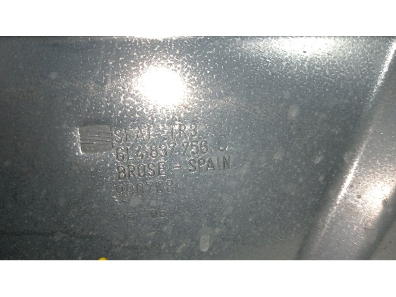 Recambio de elevalunas delantero derecho para seat ibiza iii (6l1) 1.4 16v referencia OEM IAM 6L4837752EQ 6L2959801 6L4837756S