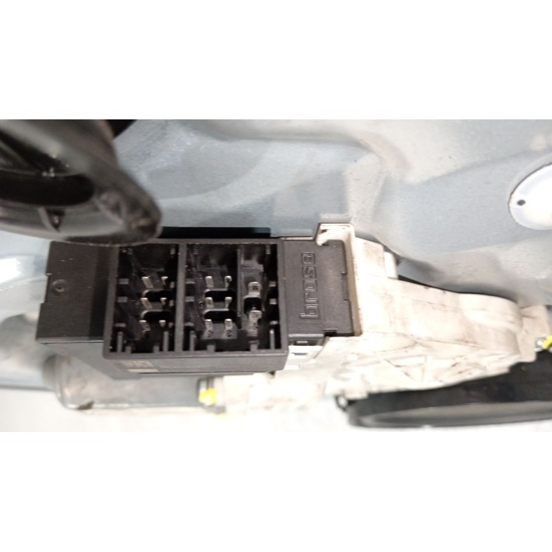 Recambio de elevalunas delantero derecho para seat ibiza iii (6l1) 1.4 16v referencia OEM IAM 6L4837752EQ 6L2959801 6L4837756S