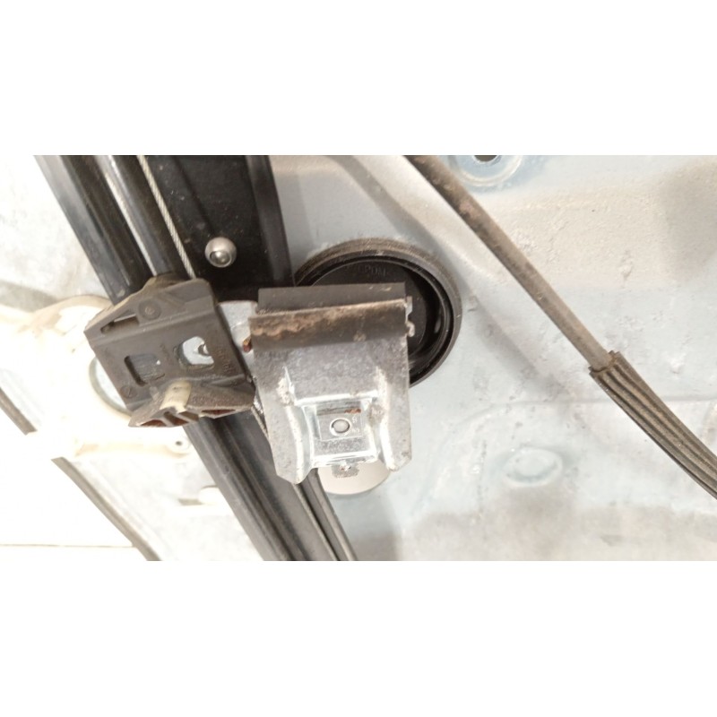 Recambio de elevalunas delantero derecho para seat ibiza iii (6l1) 1.4 16v referencia OEM IAM 6L4837752EQ 6L2959801 6L4837756S