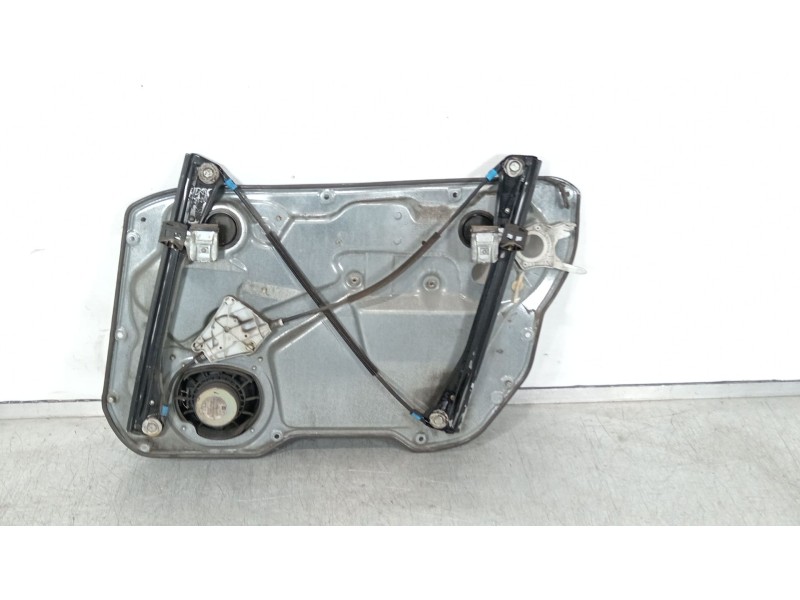 Recambio de elevalunas delantero izquierdo para seat ibiza iii (6l1) 1.9 tdi referencia OEM IAM 6L4837751R 6Q2959802A 6L4837755J
