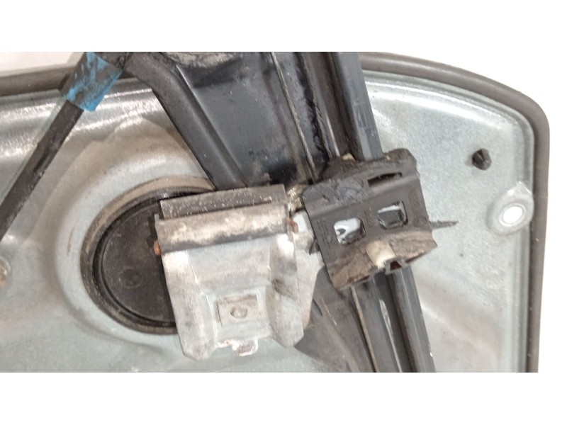 Recambio de elevalunas delantero derecho para seat ibiza iii (6l1) 1.9 tdi referencia OEM IAM 6L4837752AQ 6Q2959801A 6L4837756H