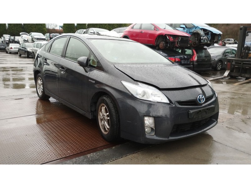 toyota prius (_w3_) del año 2010