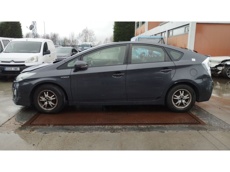 toyota prius (_w3_) del año 2010