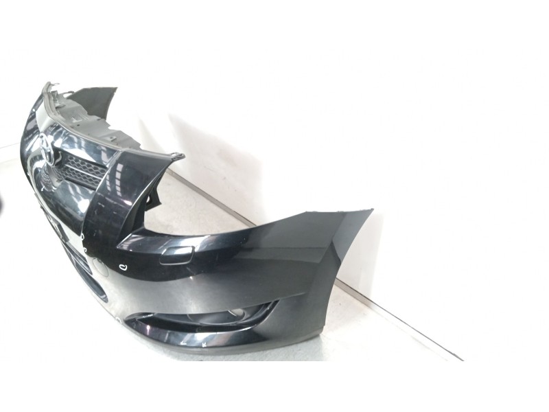Recambio de paragolpes delantero para toyota auris (_e15_) 2.2 d (ade157_, ade151_) referencia OEM IAM 5215902680  