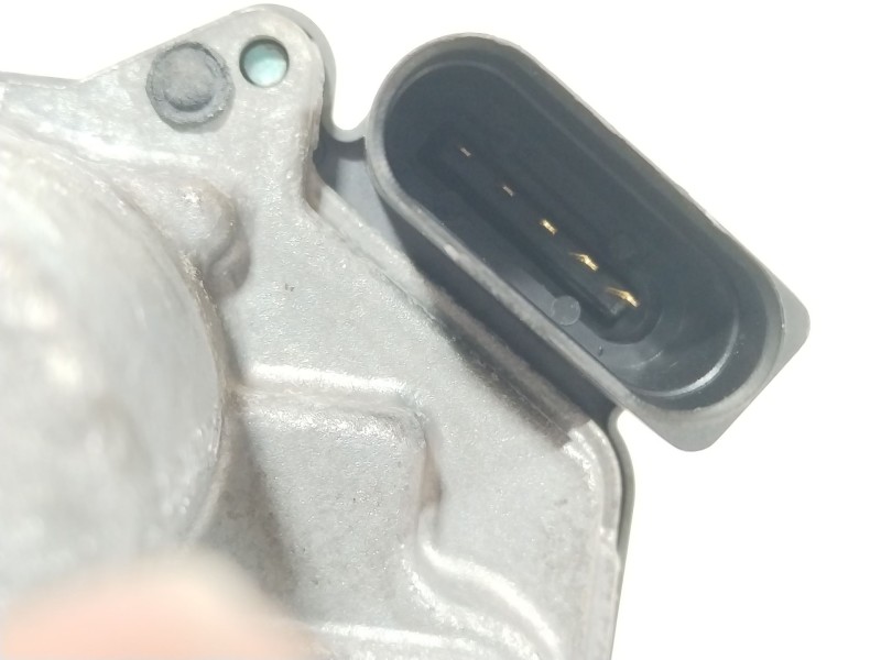 Recambio de caja mariposa para volkswagen golf vi (5k1) 2.0 tdi referencia OEM IAM 03L128063K A2C83076400 