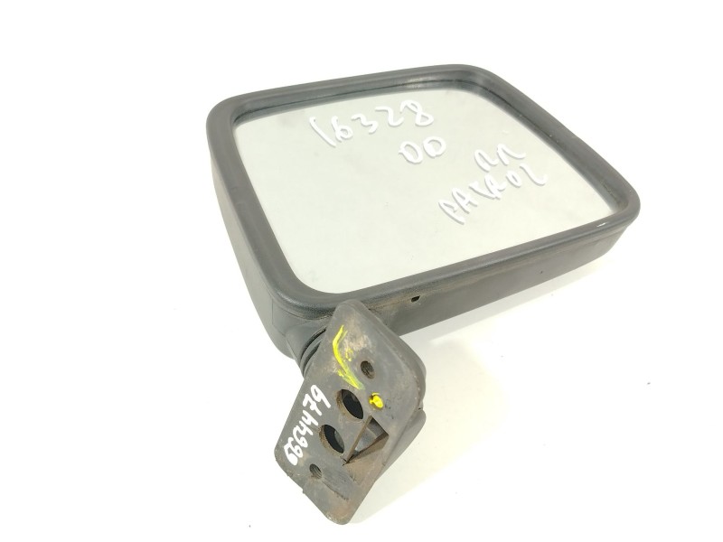 Recambio de retrovisor derecho para nissan patrol iii/2 hardtop (k260) 3.2 d referencia OEM IAM 96301C8100  