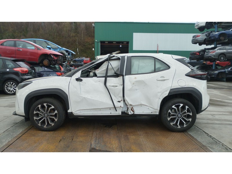 toyota yaris (_p21_, _pa1_, _ph1_) del año 2023