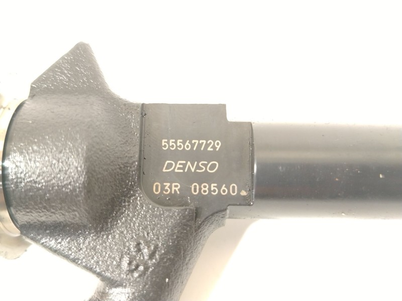 Recambio de inyector para opel astra j sports tourer selective referencia OEM IAM 55567729  