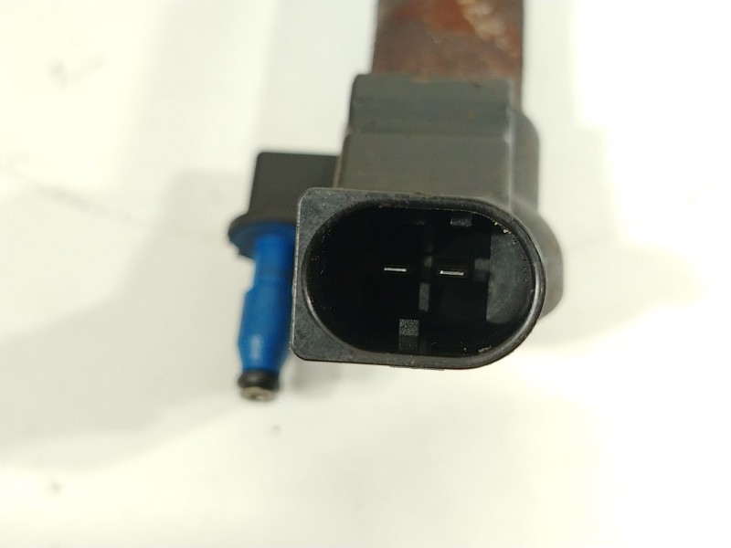 Recambio de inyector para kia sorento active 4wd referencia OEM IAM 338002F000 0445116018 