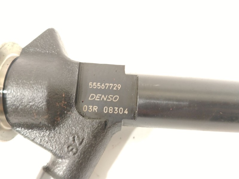 Recambio de inyector para opel astra j sports tourer selective referencia OEM IAM 55567729  