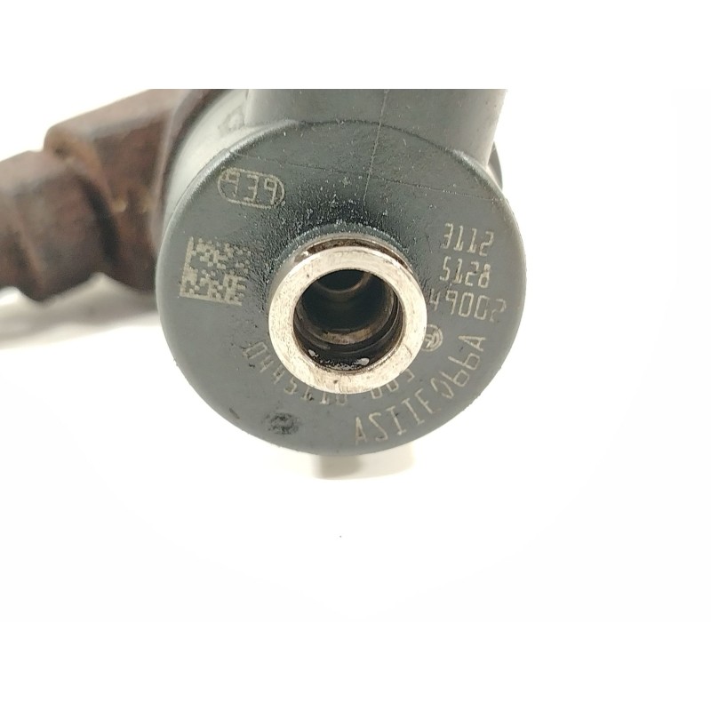 Recambio de inyector para lancia ypsilon (843_) 1.3 jtd (843.axd11, 843.axd1a) referencia OEM IAM 0445110083  