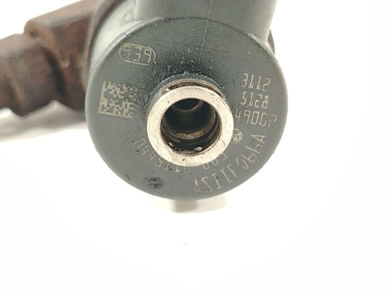 Recambio de inyector para lancia ypsilon (843_) 1.3 jtd (843.axd11, 843.axd1a) referencia OEM IAM 0445110083  