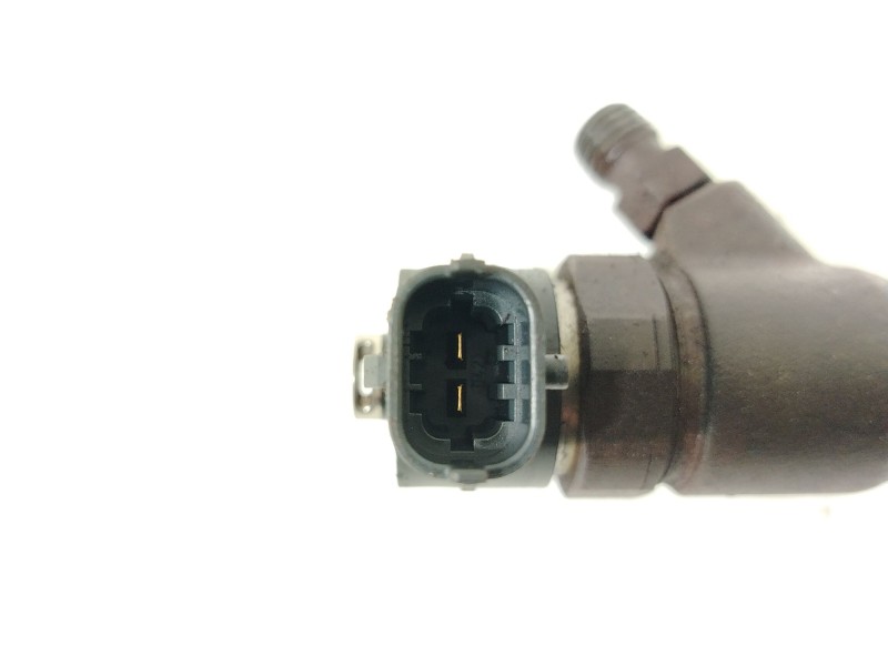 Recambio de inyector para lancia ypsilon (843_) 1.3 jtd (843.axd11, 843.axd1a) referencia OEM IAM 0445110083  