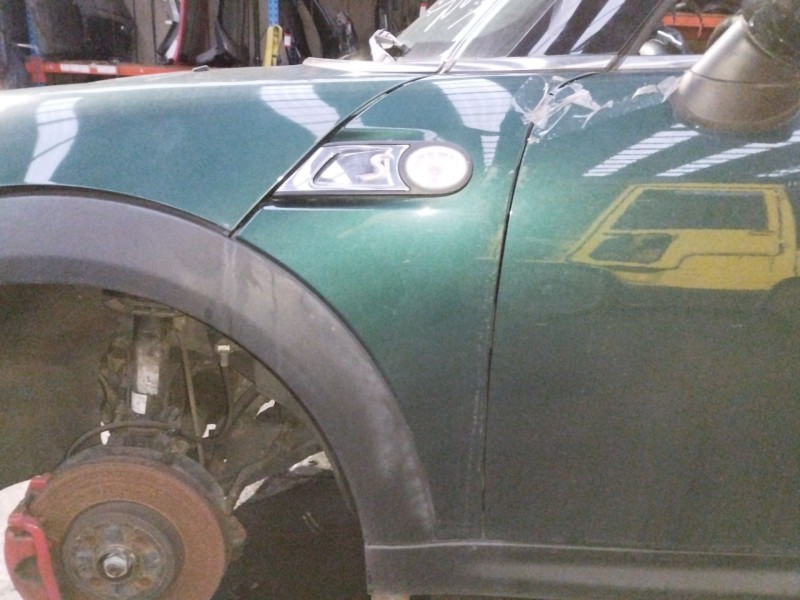 Recambio de aleta delantera izquierda para bmw mini (r56) cooper s referencia OEM IAM 41355A55B01  