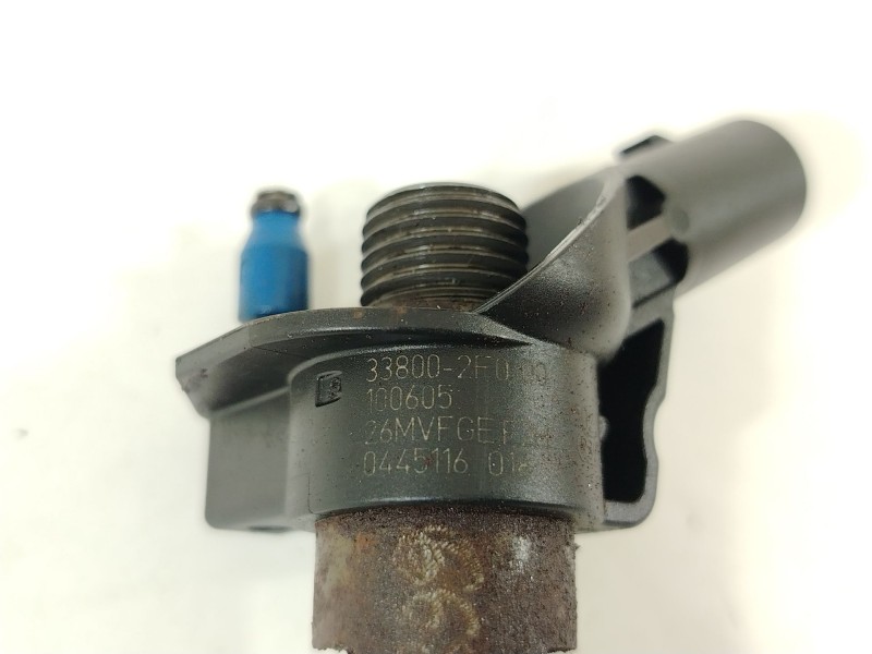 Recambio de inyector para kia sorento active 4wd referencia OEM IAM 338002F000 0445116018 