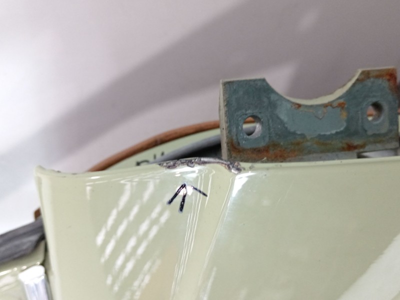 Recambio de puerta delantera derecha para mercedes-benz 123 sedán (w123) 300 d (123.130) referencia OEM IAM W123  