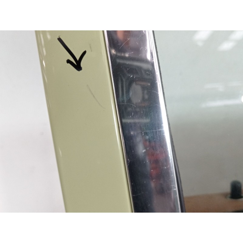 Recambio de puerta delantera derecha para mercedes-benz 123 sedán (w123) 300 d (123.130) referencia OEM IAM W123  