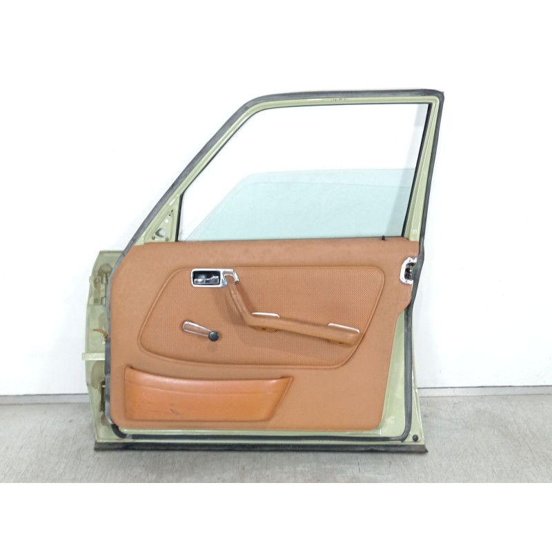 Recambio de puerta delantera derecha para mercedes-benz 123 sedán (w123) 300 d (123.130) referencia OEM IAM W123  