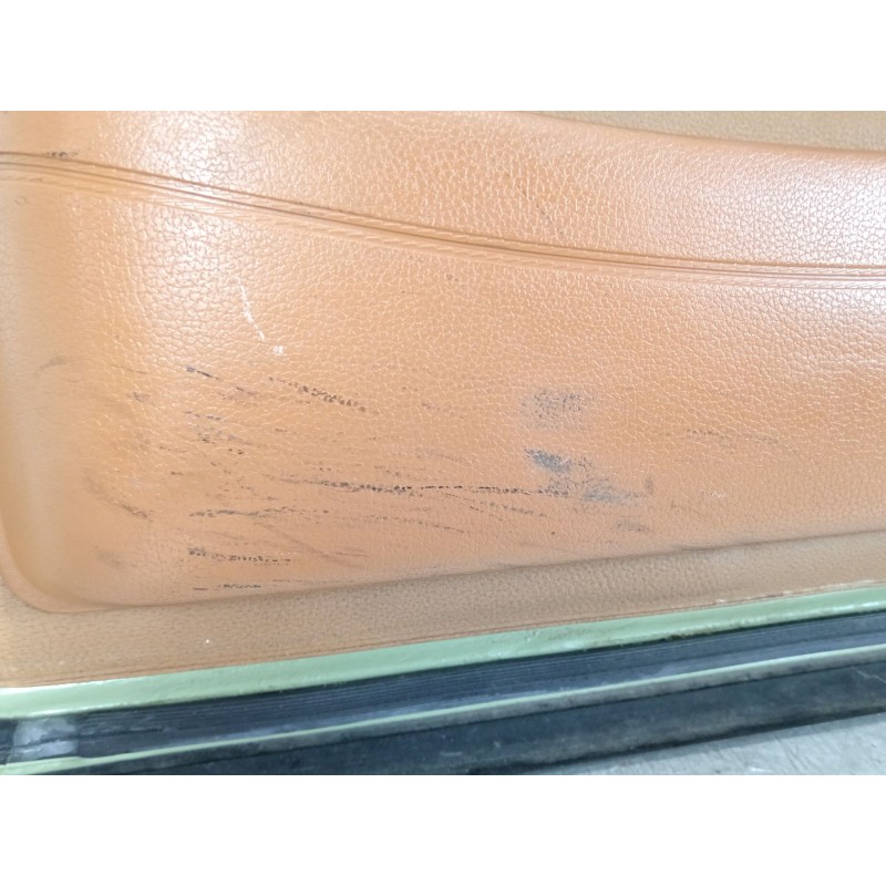 Recambio de puerta delantera derecha para mercedes-benz 123 sedán (w123) 300 d (123.130) referencia OEM IAM W123  