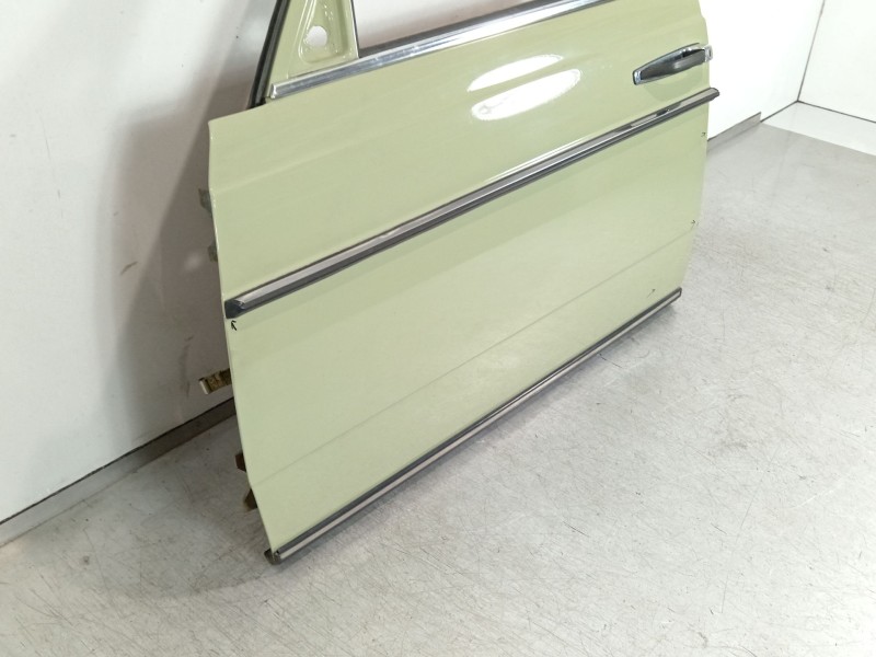 Recambio de puerta delantera izquierda para mercedes-benz 123 sedán (w123) 300 d (123.130) referencia OEM IAM W123  