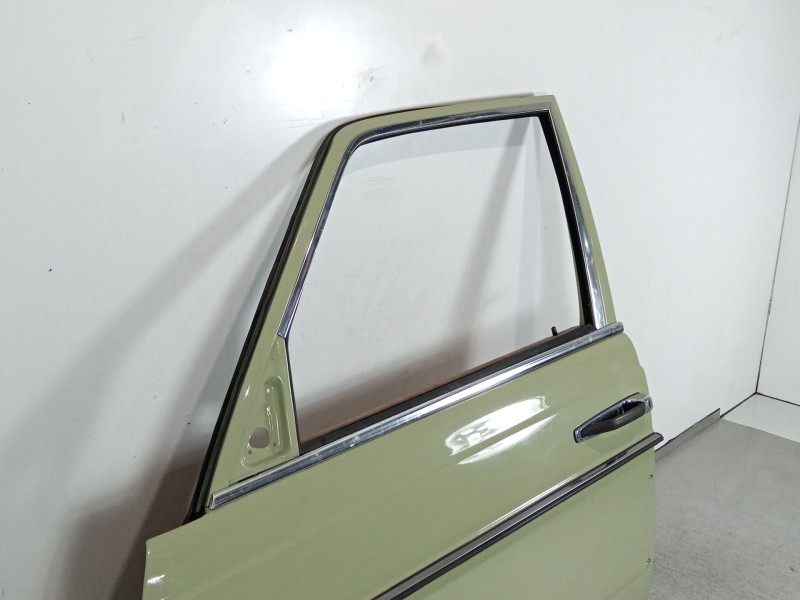 Recambio de puerta delantera izquierda para mercedes-benz 123 sedán (w123) 300 d (123.130) referencia OEM IAM W123  