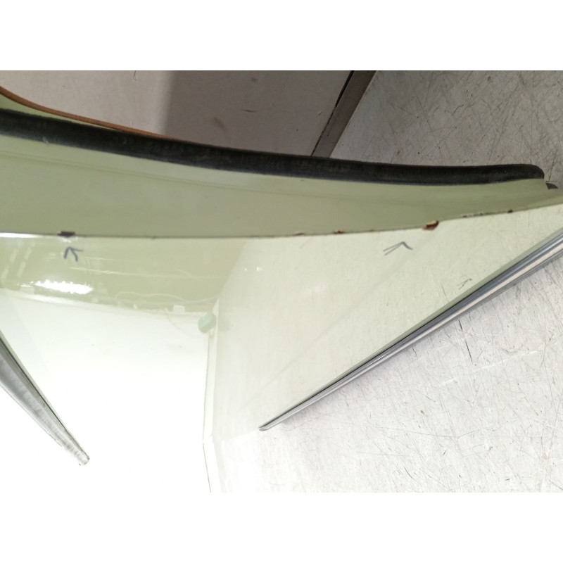 Recambio de puerta delantera izquierda para mercedes-benz 123 sedán (w123) 300 d (123.130) referencia OEM IAM W123  