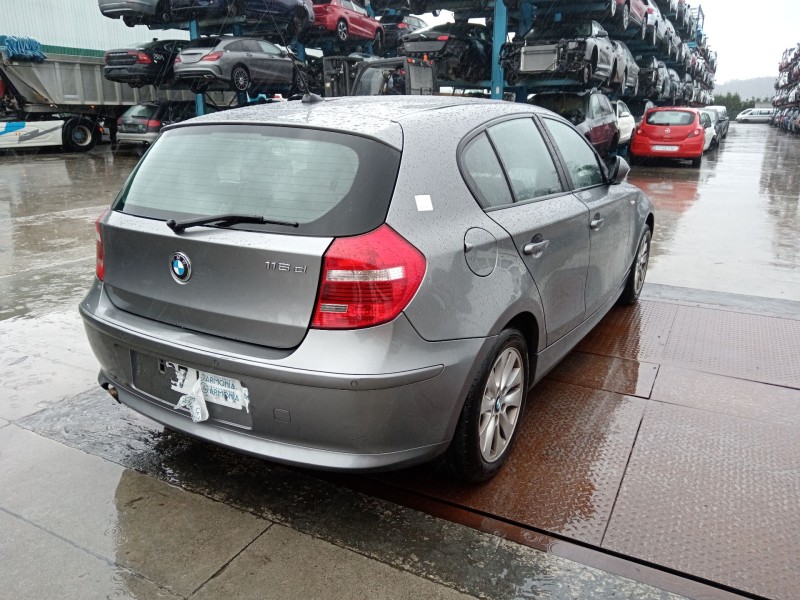 bmw 1 (e81) del año 2011