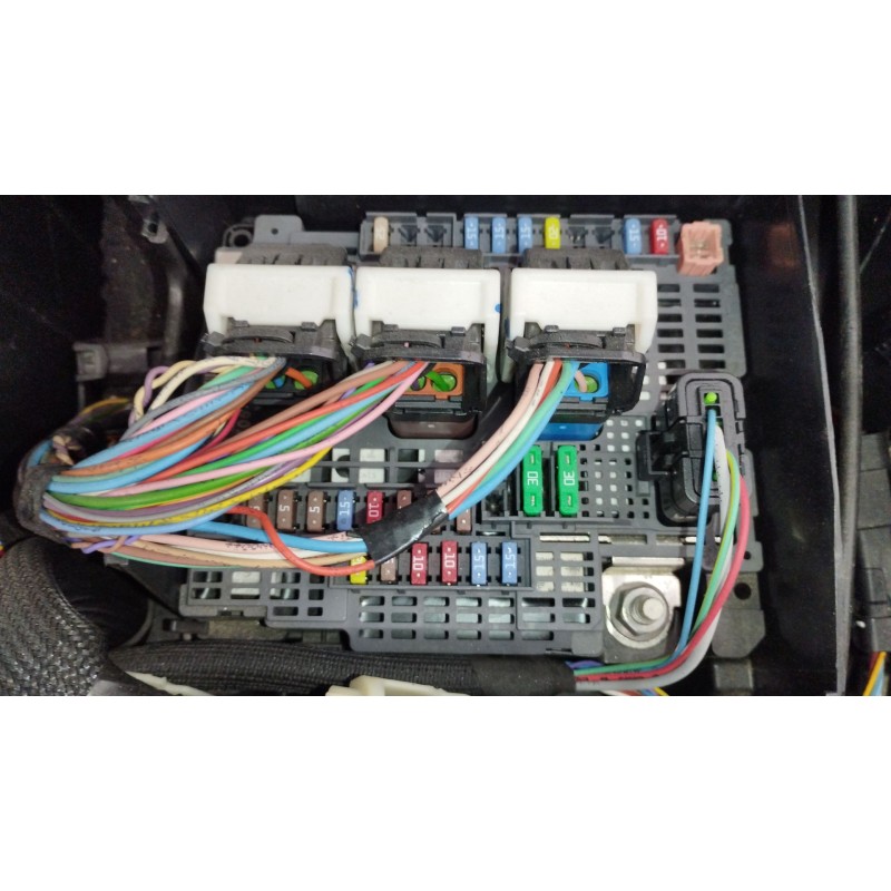 Recambio de caja reles / fusibles para citroën ds4 (nx_) 2.0 bluehdi 180 referencia OEM IAM 9810296480 BSMZ0601 