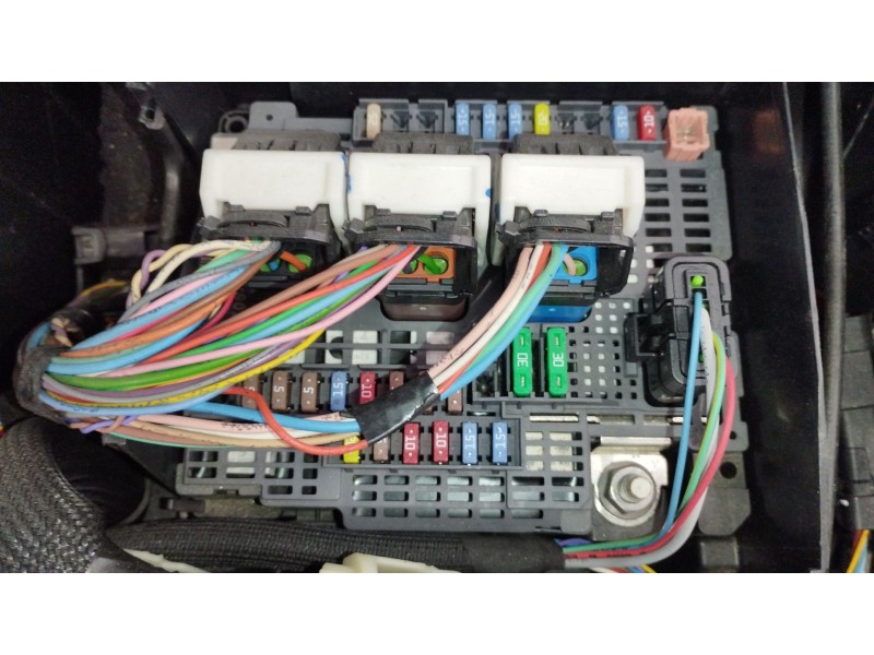 Recambio de caja reles / fusibles para citroën ds4 (nx_) 2.0 bluehdi 180 referencia OEM IAM 9810296480 BSMZ0601 