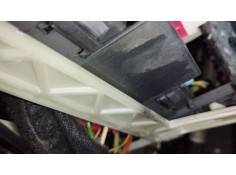 Recambio de caja reles / fusibles para peugeot 5008 (0u_, 0e_) 1.6 hdi referencia OEM IAM 1663371880   2