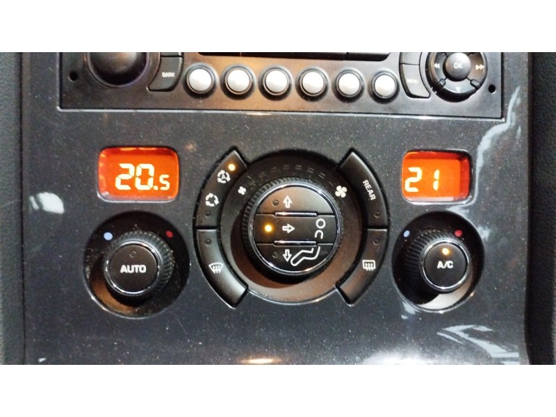 Recambio de mando climatizador para peugeot 5008 (0u_, 0e_) 1.6 hdi referencia OEM IAM 96738323XT  