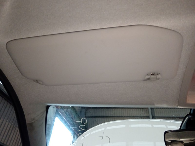 Recambio de parasol izquierdo para citroën c4 cactus 1.6 bluehdi 100 referencia OEM IAM 98069330BJ  