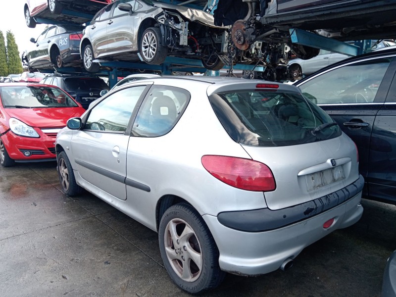 peugeot 206 hatchback (2a/c) del año 2002