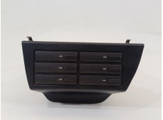 Recambio de moldura para seat ibiza ii (6k1) 1.9 sdi referencia OEM IAM 6K1864117  