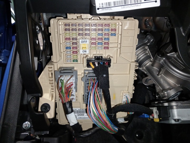 Recambio de caja reles / fusibles para hyundai i30 (pde, pd, pden) 1.6 crdi referencia OEM IAM 91950G4350  