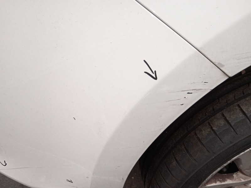 Recambio de paragolpes trasero para kia carens iv 1.6 gdi referencia OEM IAM 86611A4000  