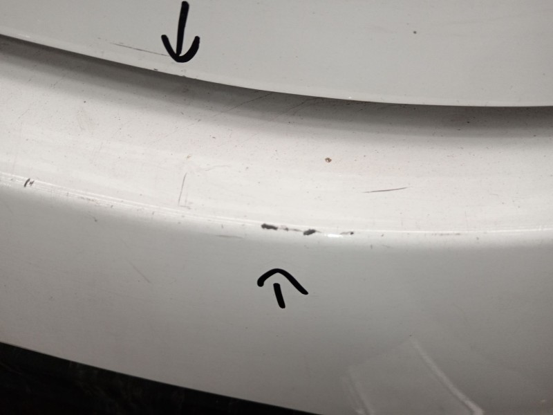 Recambio de paragolpes trasero para kia carens iv 1.6 gdi referencia OEM IAM 86611A4000  