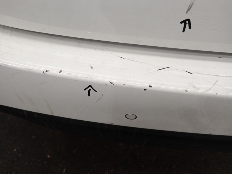 Recambio de paragolpes trasero para kia carens iv 1.6 gdi referencia OEM IAM 86611A4000  