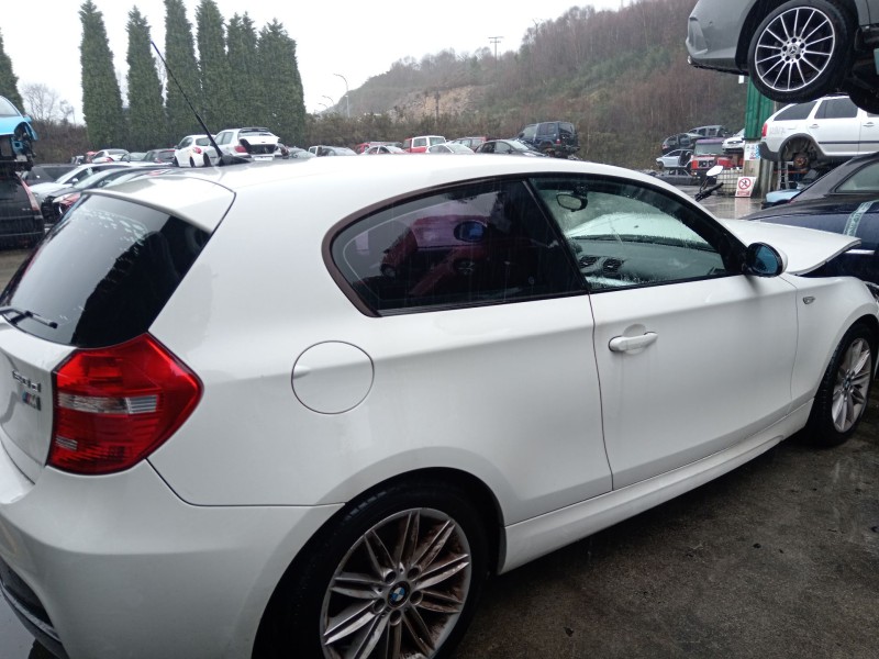 bmw 1 (e81) del año 2009