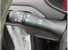 Recambio de mando luces para dacia sandero iii 1.0 tce 90 referencia OEM IAM 255671005R 255543182R 