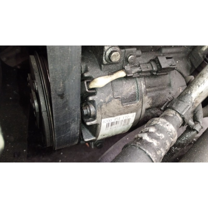 Recambio de compresor aire acondicionado para nissan primastar furgoneta (x83) 2.0 dci 115 referencia OEM IAM 8200454172  
