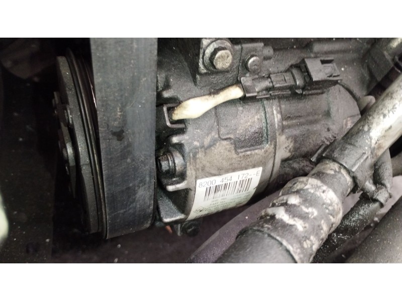 Recambio de compresor aire acondicionado para nissan primastar furgoneta (x83) 2.0 dci 115 referencia OEM IAM 8200454172  