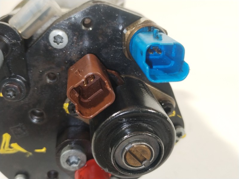 Recambio de bomba inyeccion para ford mondeo iii (b5y) 2.0 tdci referencia OEM IAM 5S709B395AA R9044Z090A 