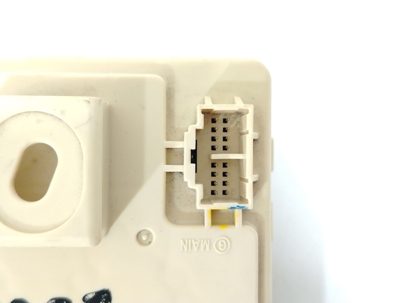 Recambio de caja reles / fusibles para hyundai i30 (pde, pd, pden) 1.6 crdi referencia OEM IAM 91950G4350  