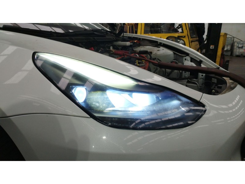 Recambio de faro derecho para tesla model 3 (5yj3) ev referencia OEM IAM   